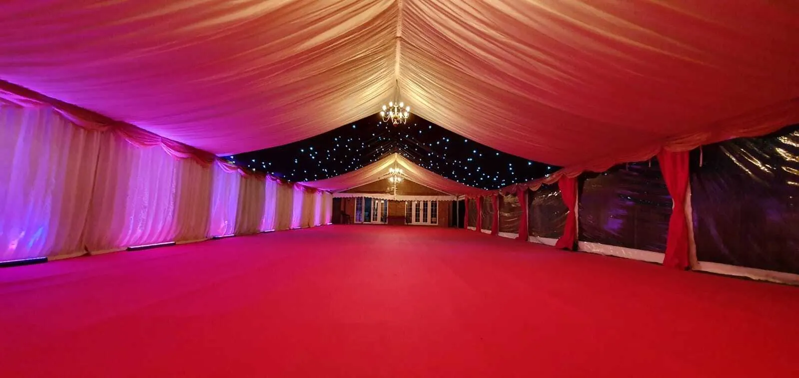 Event structures across a festival site